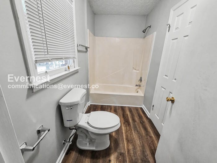 Building Photo - 624 Cannon Dr