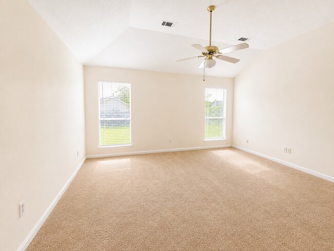 Building Photo - 6858 Stillwater Dr