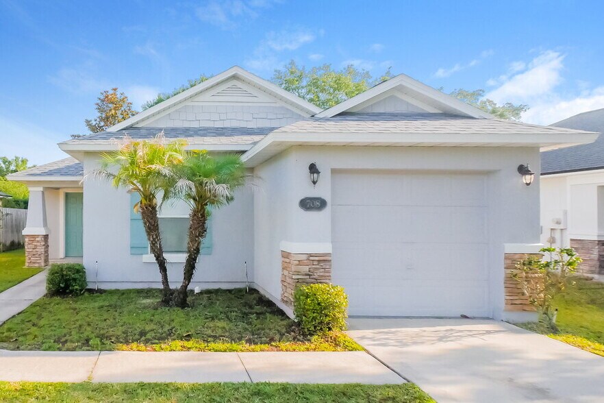 Primary Photo - 708 Wynfield Cir
