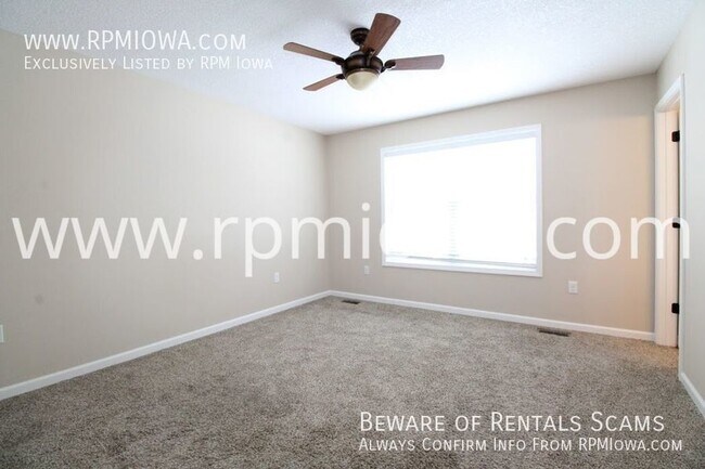 Building Photo - FINISHED BASEMENT!!! 4 Bedroom, 3 Bath Hom...