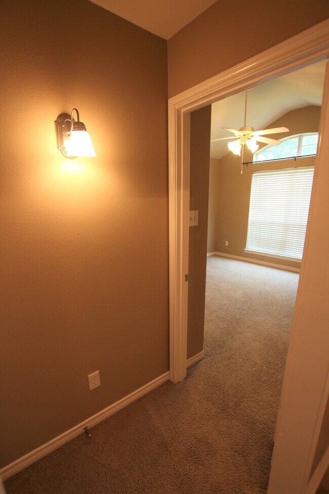 Building Photo - Coming Soon: Beautiful 3 Bedroom, 2 Bath n...