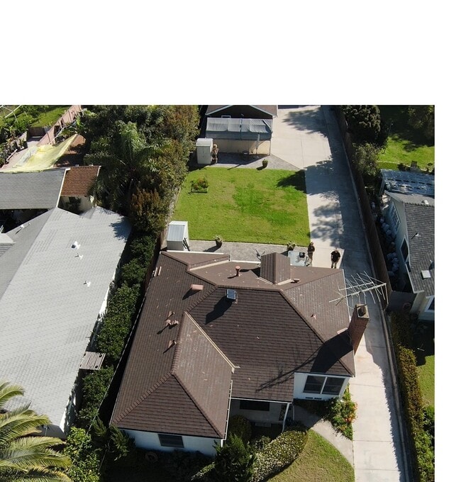 Building Photo - 185 S Myrtle Ave