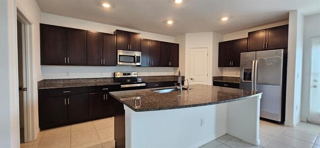Building Photo - 9910 Spanish Lime Ct