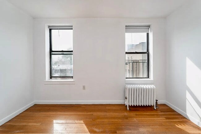 Building Photo - 2139 28th St