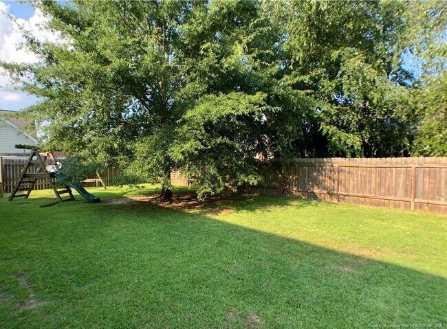 Building Photo - 3636 Standard Dr