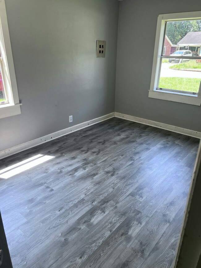 Building Photo - 1351 W Gulf Field Dr