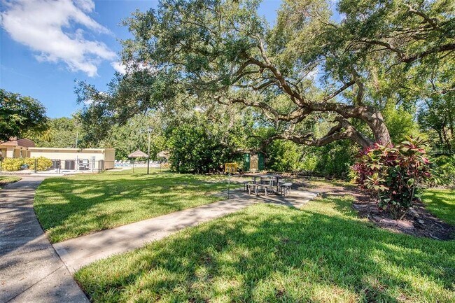 Building Photo - 89 Cypress Dr