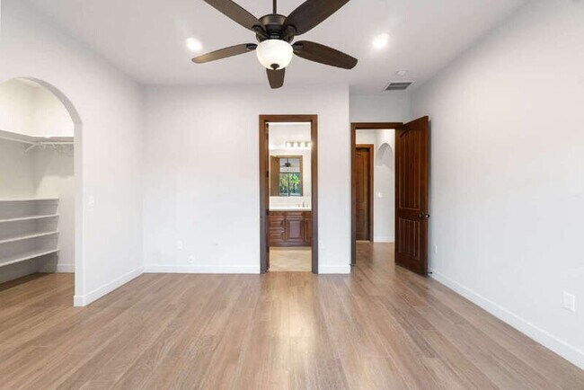 Building Photo - 36648 N 27th Ave