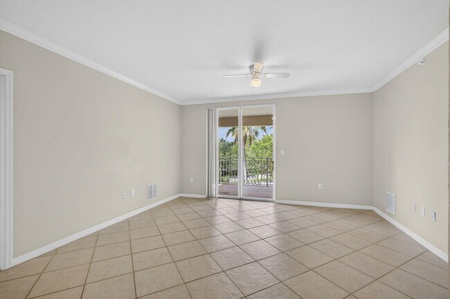 Building Photo - 6510 Emerald Dunes Dr