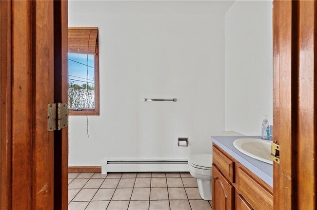 Building Photo - 1 Rodeo Dr