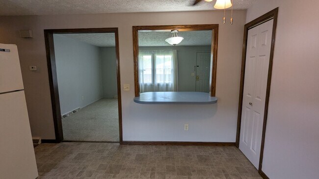 Building Photo - 3626 Forestdale Ave SW