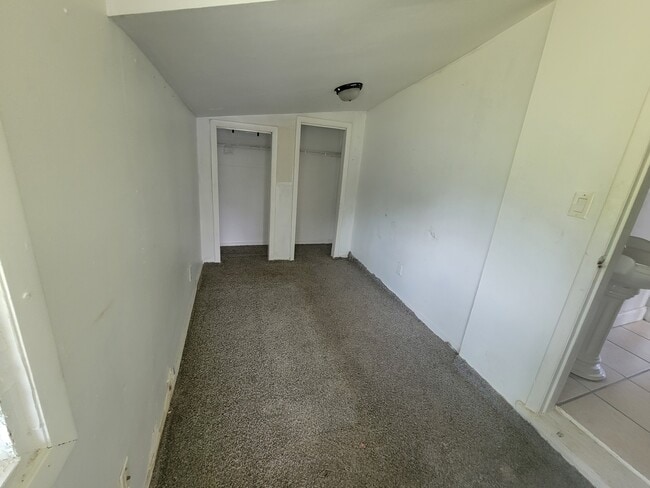 Building Photo - 702 22nd St