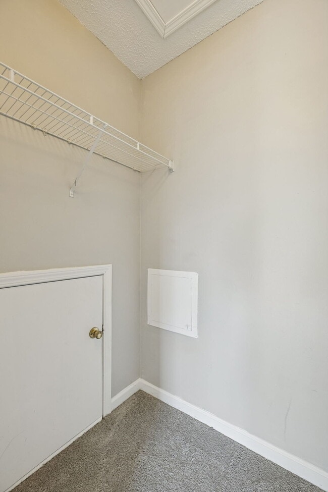 Building Photo - 342 Brook Mead Dr