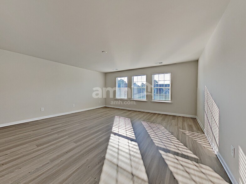Building Photo - 14305 Cato Dr