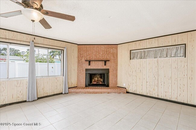 Building Photo - 309 Gemini Dr