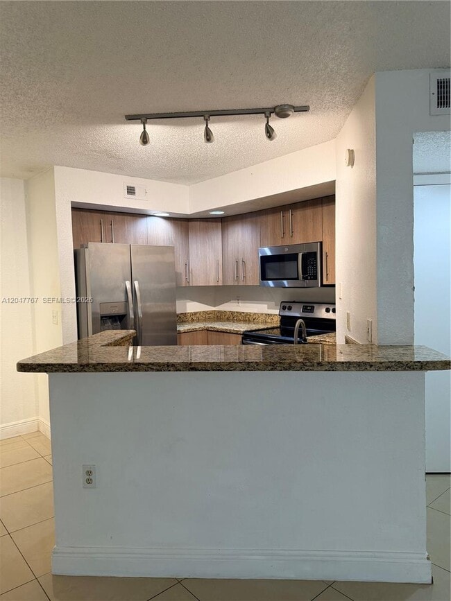 Building Photo - 13090 Vista Isles Dr