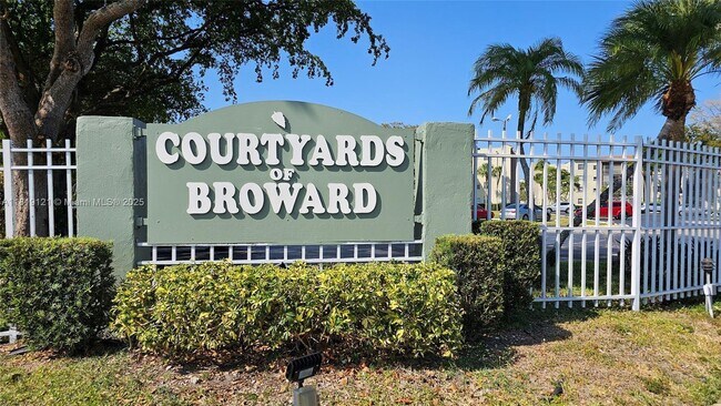 Building Photo - 1810 SW 81st Ave