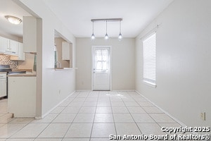Building Photo - 9130 Village Brown
