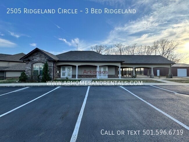 Building Photo - 2505 Ridgeland Cir