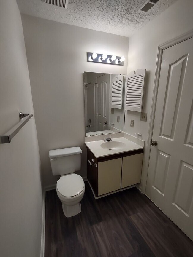 Building Photo - 7366 Rose Terrace Ct