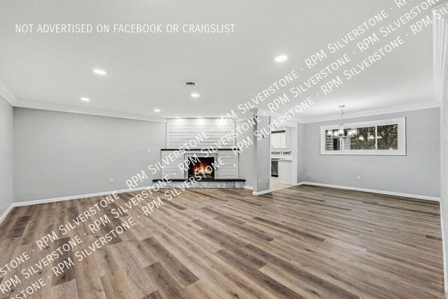 Building Photo - 2839 W Avon Rd