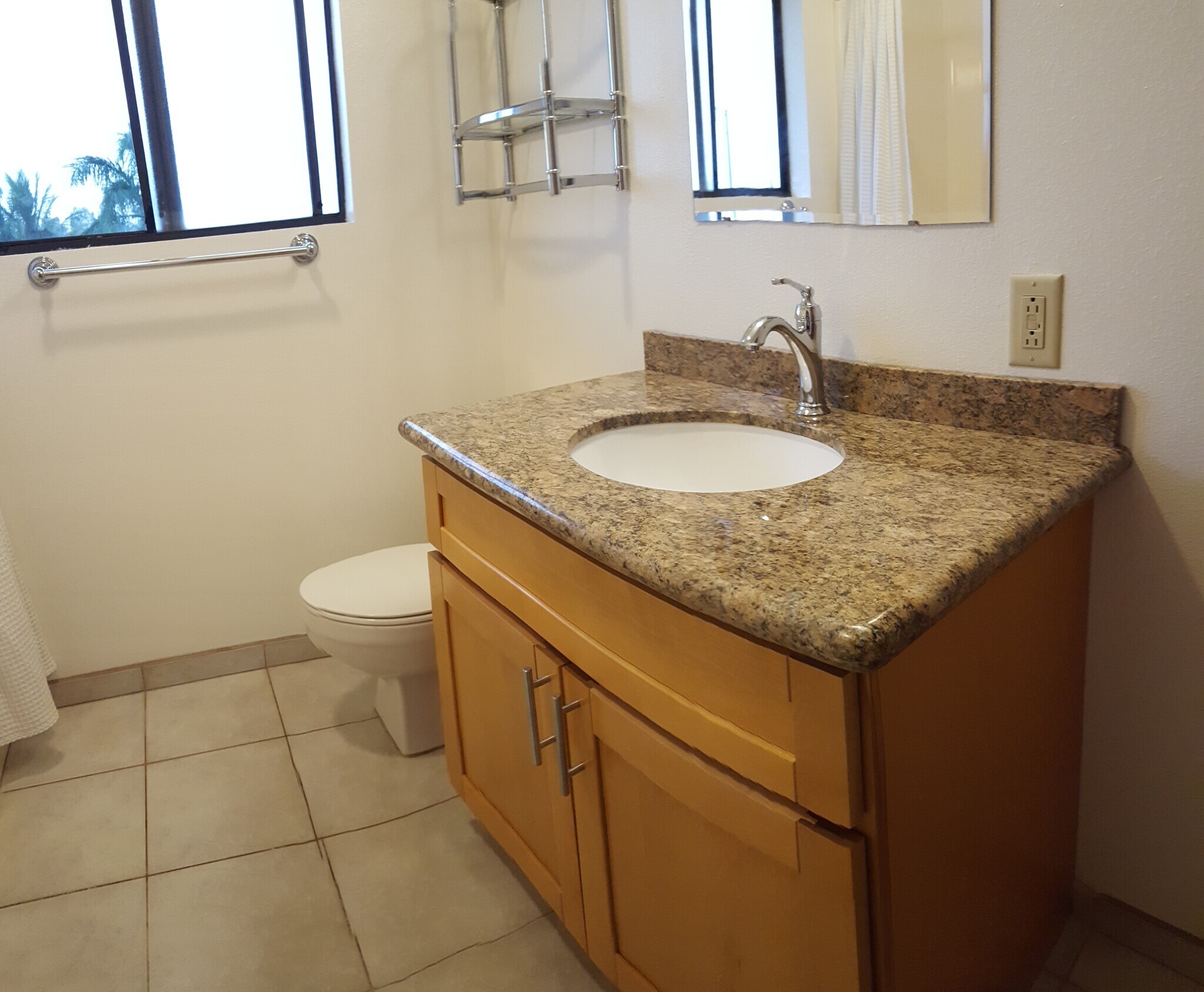 Building Photo - 2814 Kalialani Cir