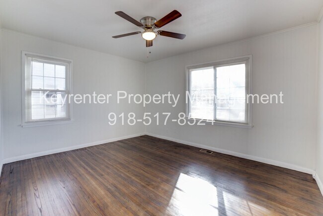 Building Photo - Gorgeous 2 Bedroom West Tulsa Home!