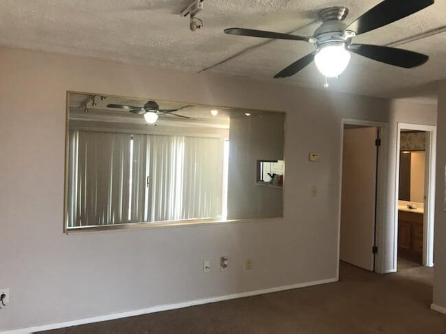 Building Photo - 2500 Warsaw Ave