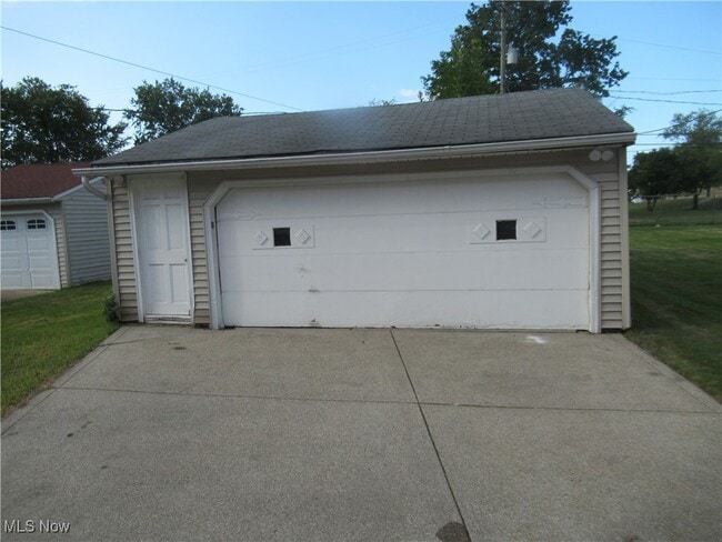 Building Photo - 39 Eldred Ave