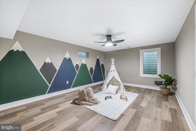 Building Photo - 901 Hobbs Dr