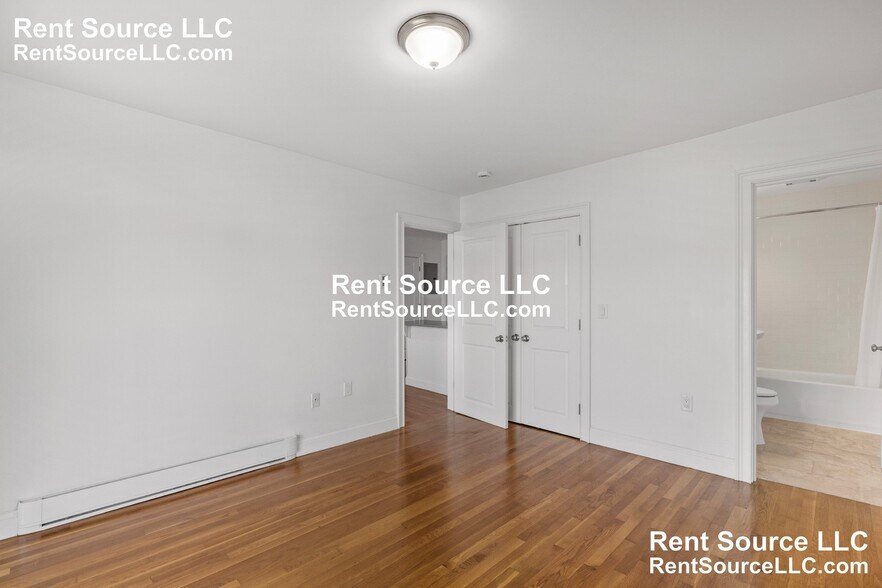 Building Photo - 134 Summer St