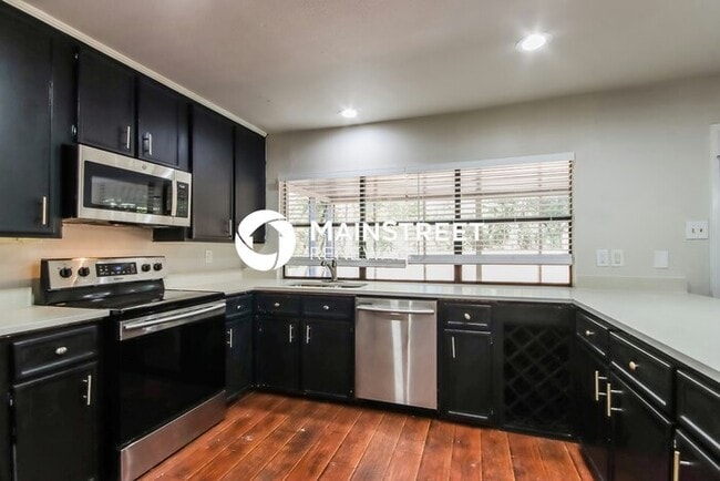 Building Photo - 3 Bedroom Pet-Friendly Home in SPRING, TX with Main Street Renewal