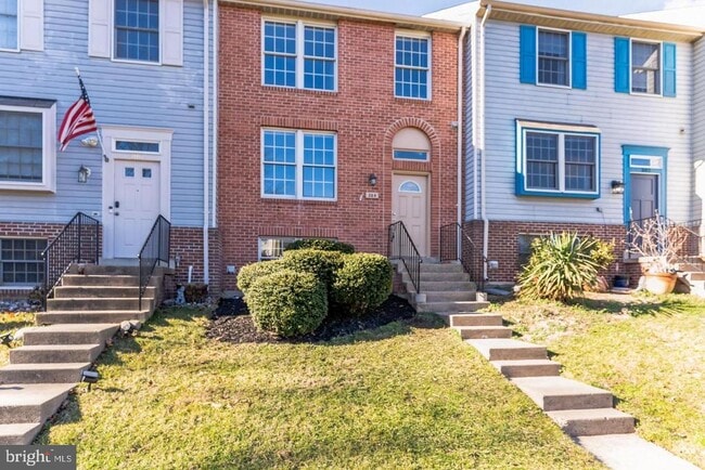 Building Photo - 304 Barksdale Pl