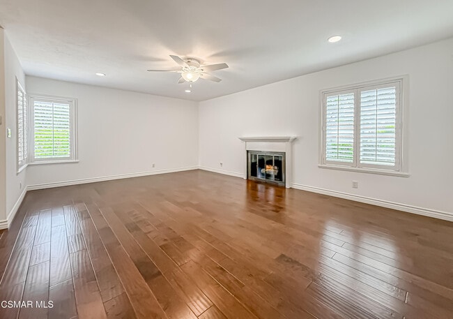 Building Photo - 2829 Shoreview Cir