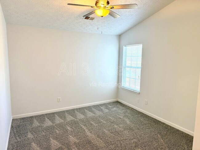 Building Photo - 1389 Highgrove Way