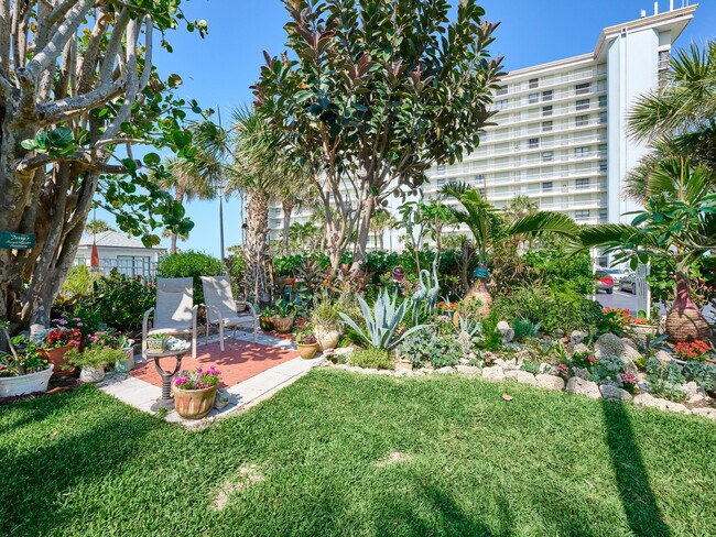 Building Photo - 10600 S Ocean Dr