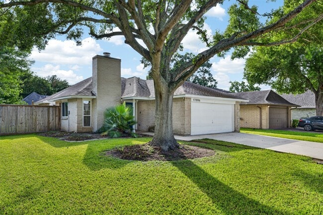 Building Photo - 17006 Enchanted Cir E