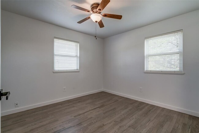 Building Photo - 1409 S Blvd