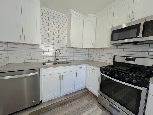 Building Photo - 11936 223rd St