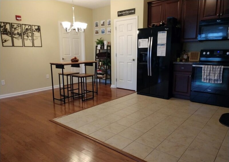 Building Photo - 115 Alma Mater Dr