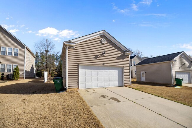 Building Photo - 10724 Alvarado Way