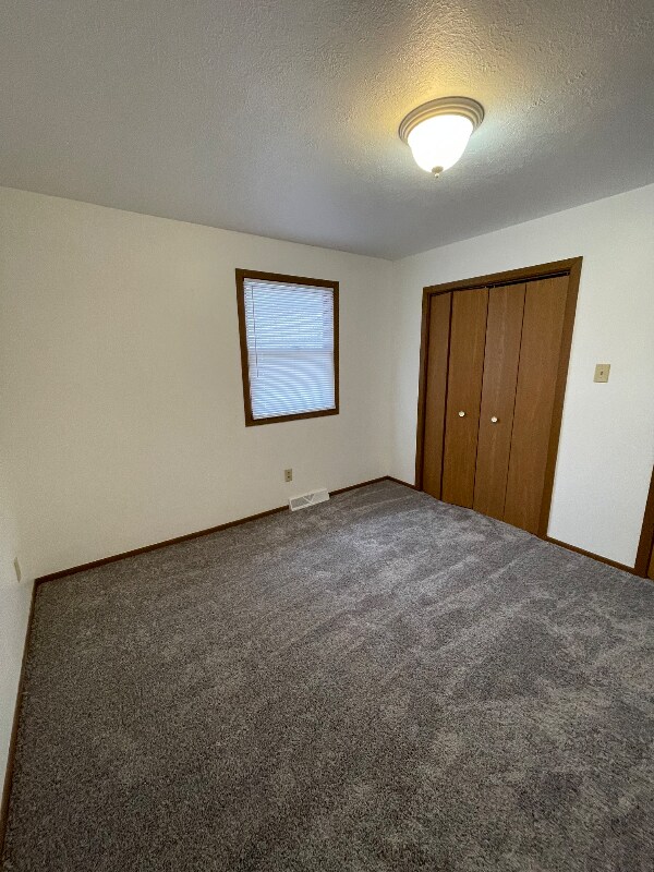 Building Photo - 110 Youngstown Rd