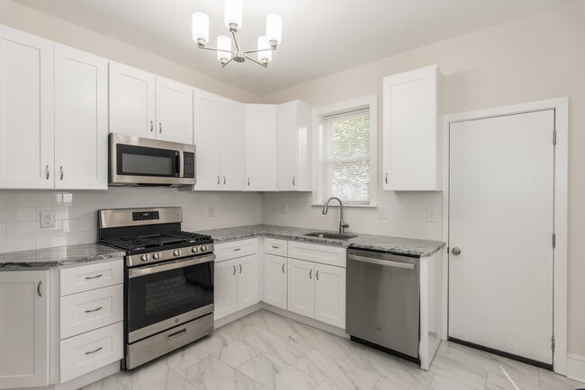 Building Photo - 6029 Jefferson St