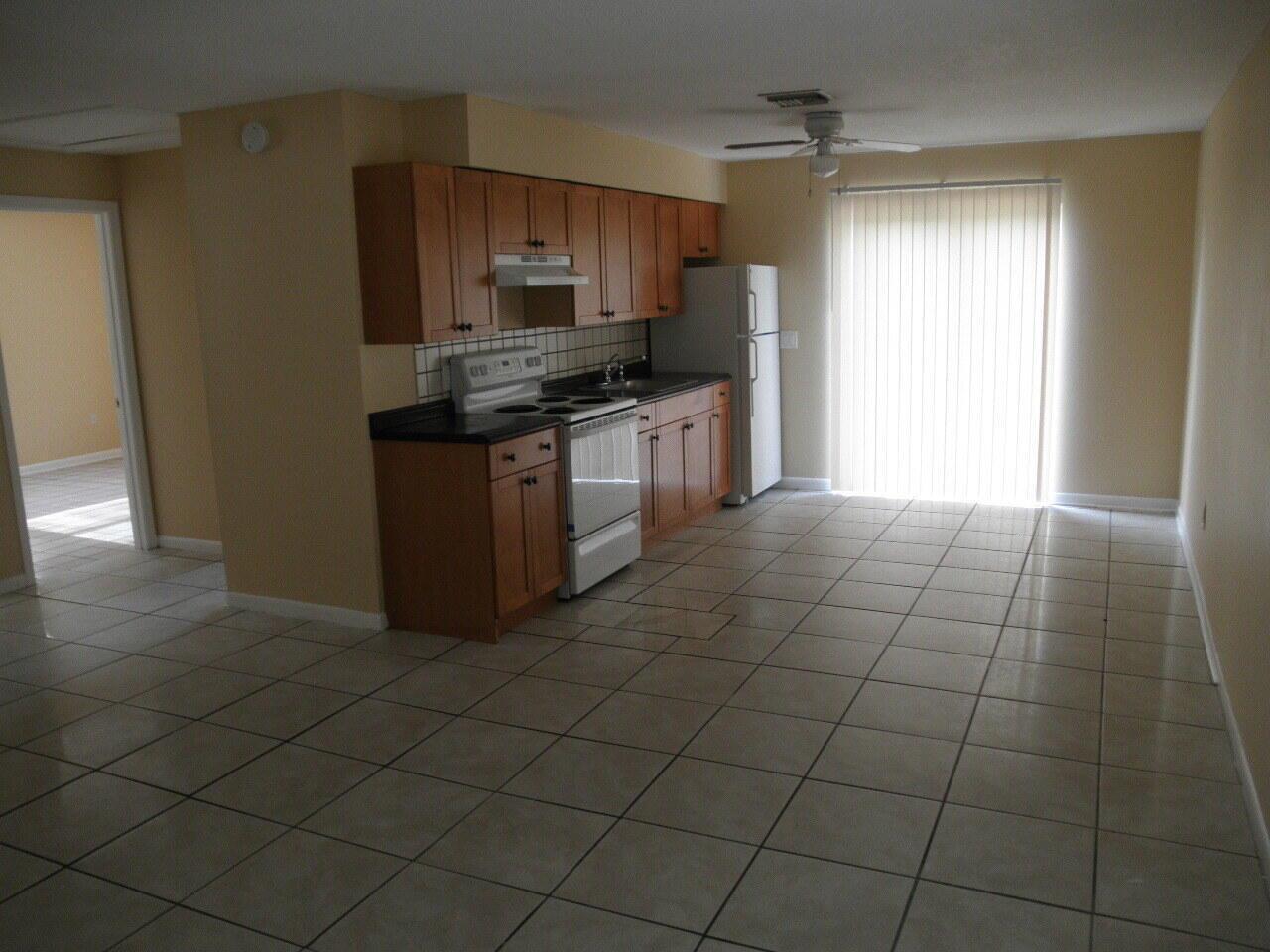 Building Photo - 3958 Pesiri Ln