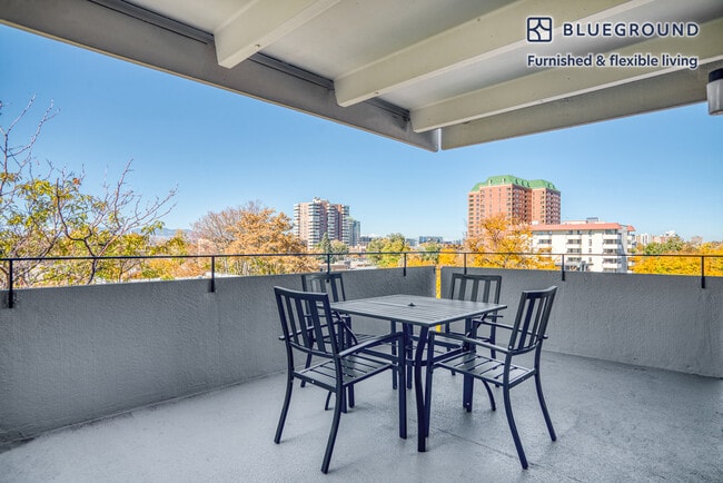 Building Photo - 10 Emerson St