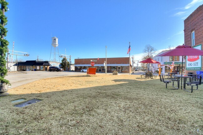 Building Photo - 2 Bedroom 1 Bath Apartment in Harlem