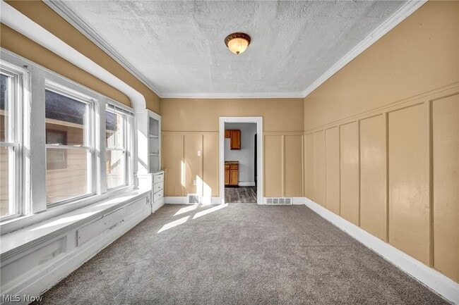 Building Photo - 3438 E 140th St