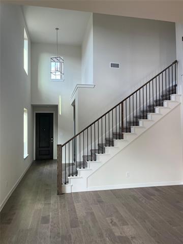 Building Photo - 3934 Ford Dr
