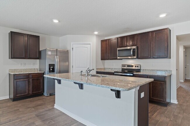 Building Photo - 1047 Limpkin St