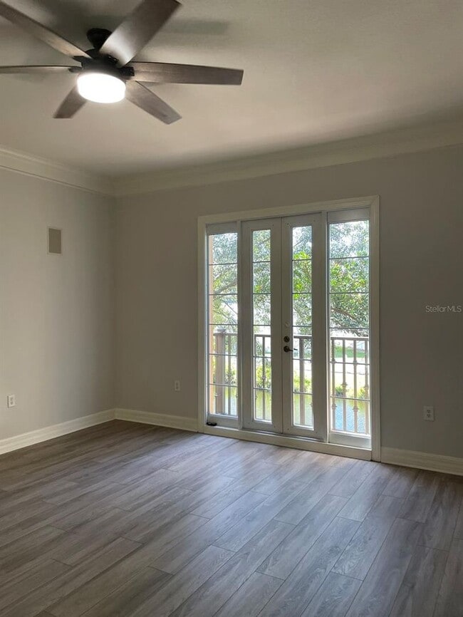 Building Photo - 2 Bedroom Townhome with 1 Car attached Gar...